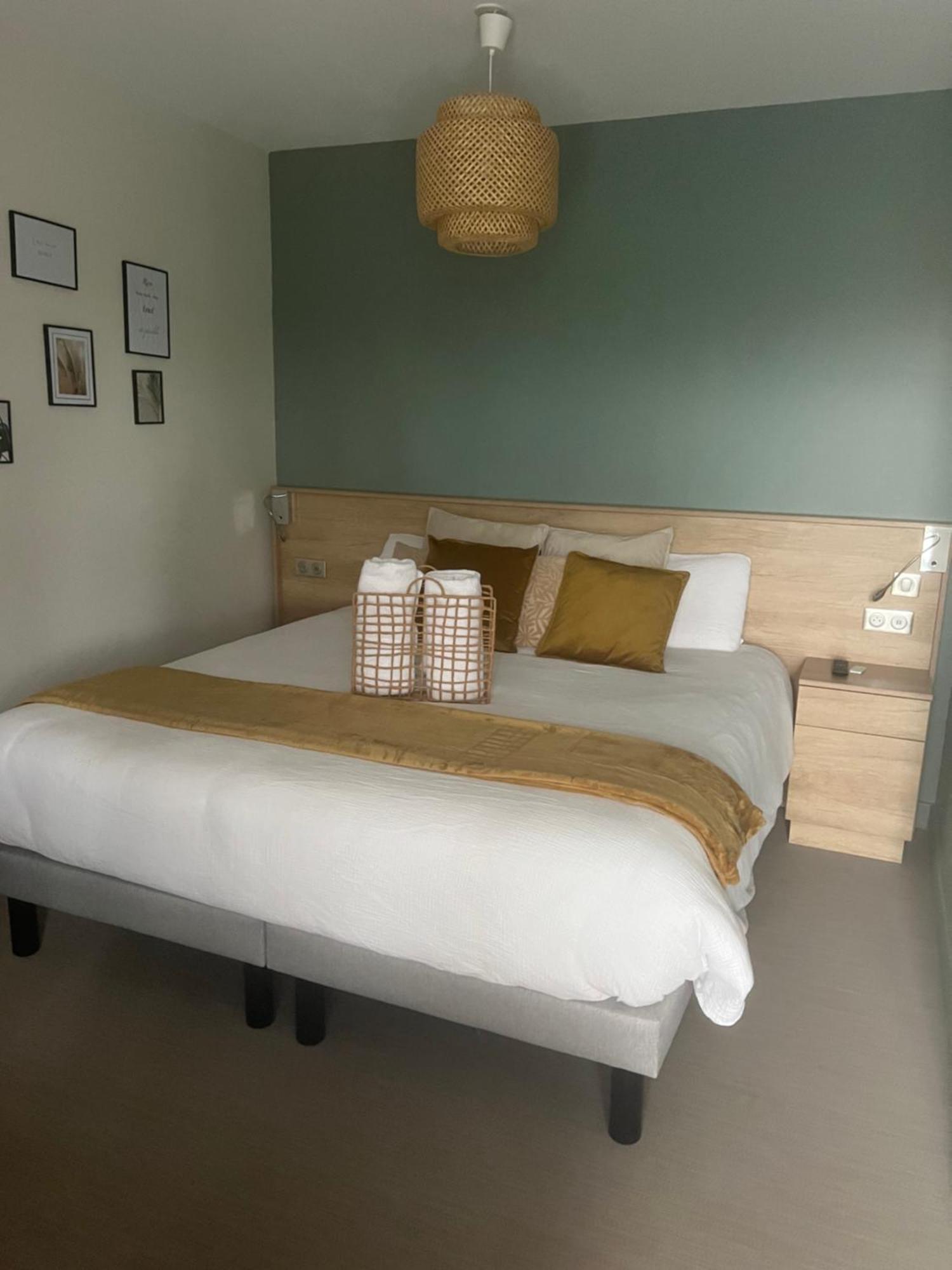 Chambre Privatisee L'Ermitage Vue Sur La Mayenne Château-Gontier 외부 사진
